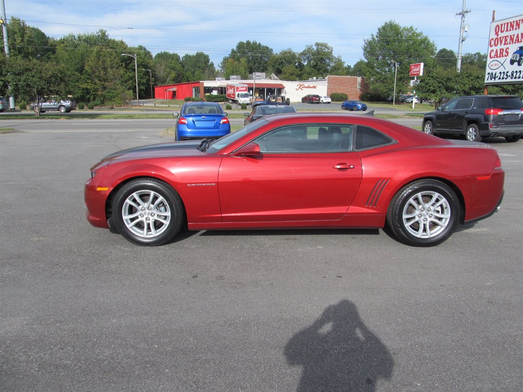 2015 Chevrolet Camaro 2LS photo 2