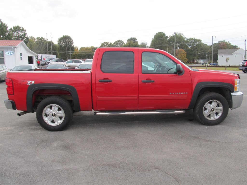 2013 Chevrolet Silverado 1500 LT photo 12