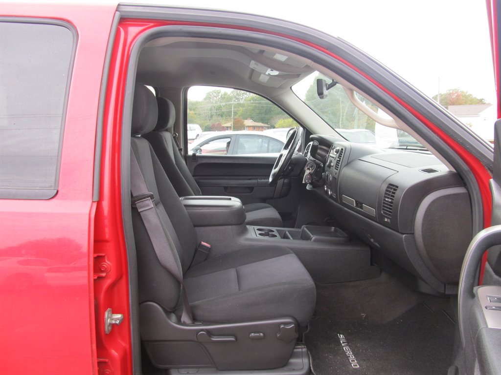 2013 Chevrolet Silverado 1500 LT photo 16