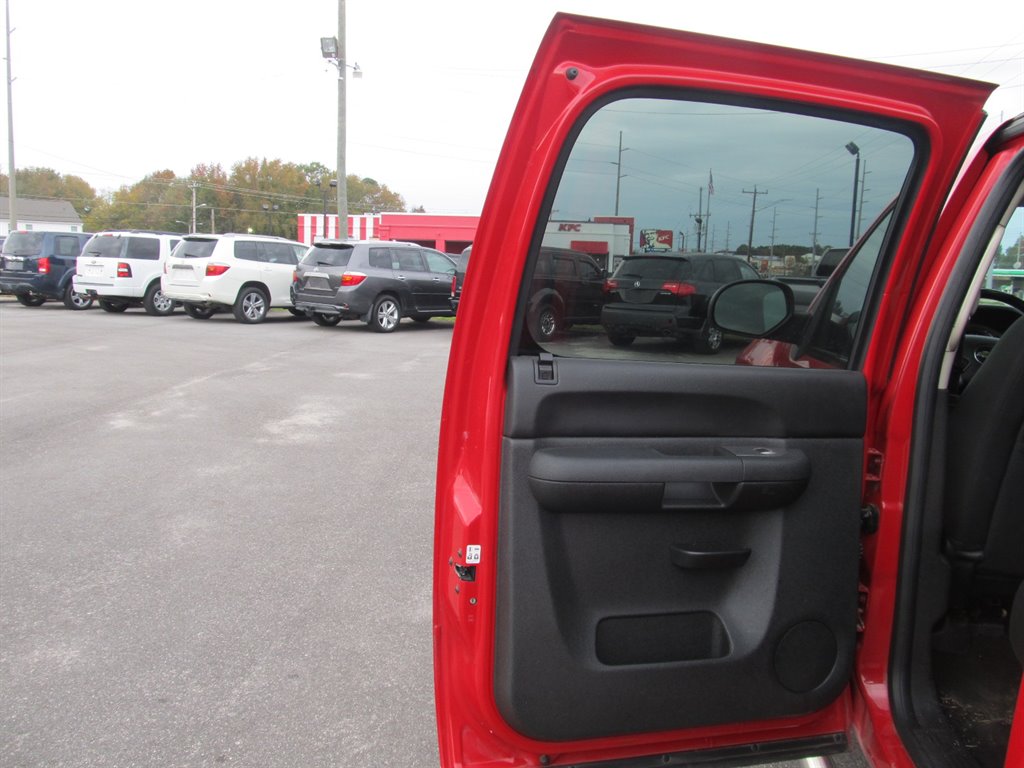 2013 Chevrolet Silverado 1500 LT photo 9