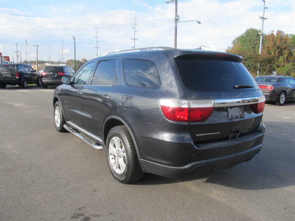 2013 Dodge Durango SXT photo 3