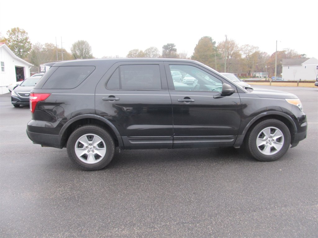 2014 Ford Explorer Base photo 14