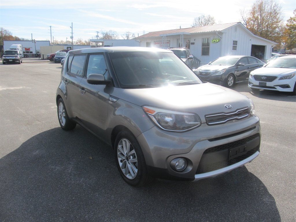 2018 Kia Soul + photo 18