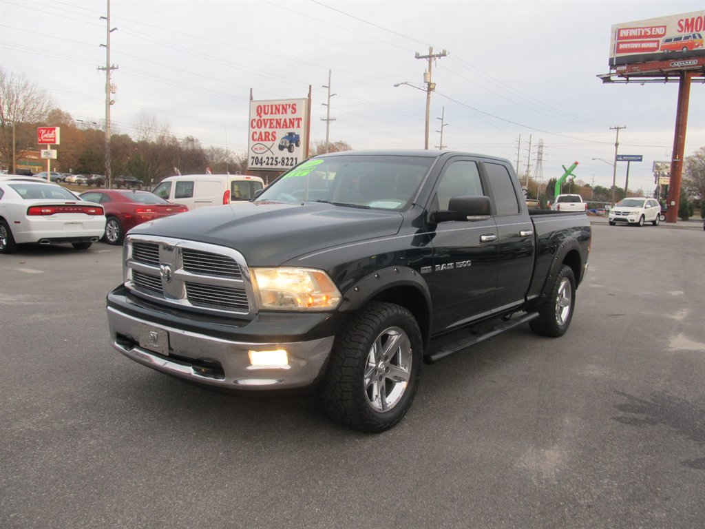 RAM Ram 1500 Pickup's photo