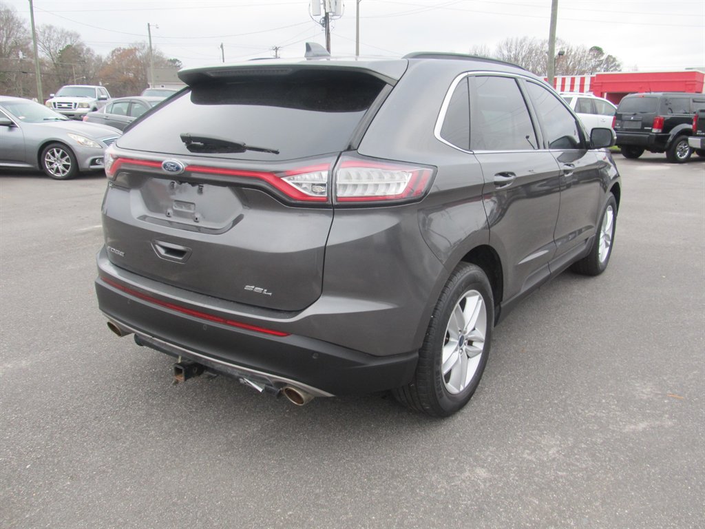 2015 Ford Edge SEL photo 11