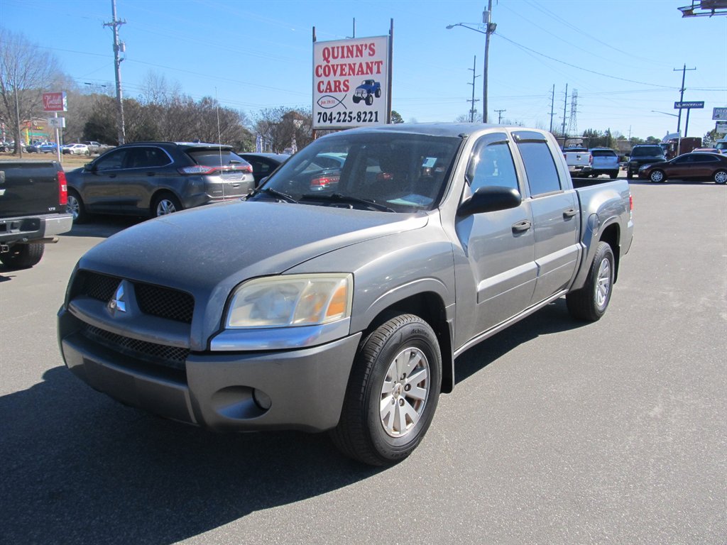 2006 Mitsubishi Raider LS