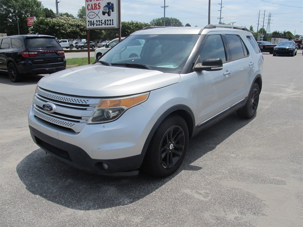 2014 Ford Explorer XLT's photo