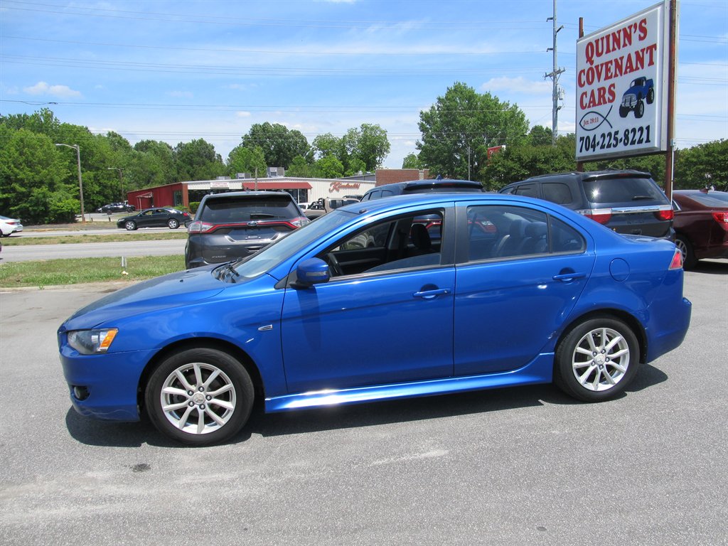2015 Mitsubishi Lancer ES's photo