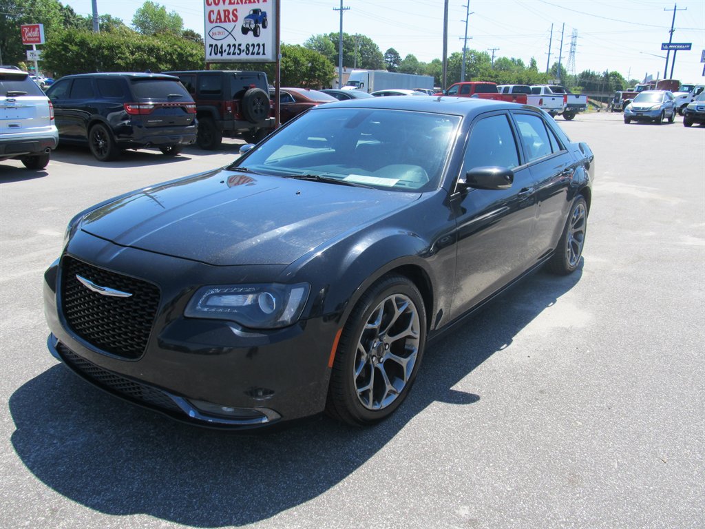 2015 Chrysler 300 S V6's photo