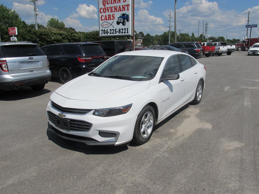 2016 Chevrolet Malibu 1LS's photo